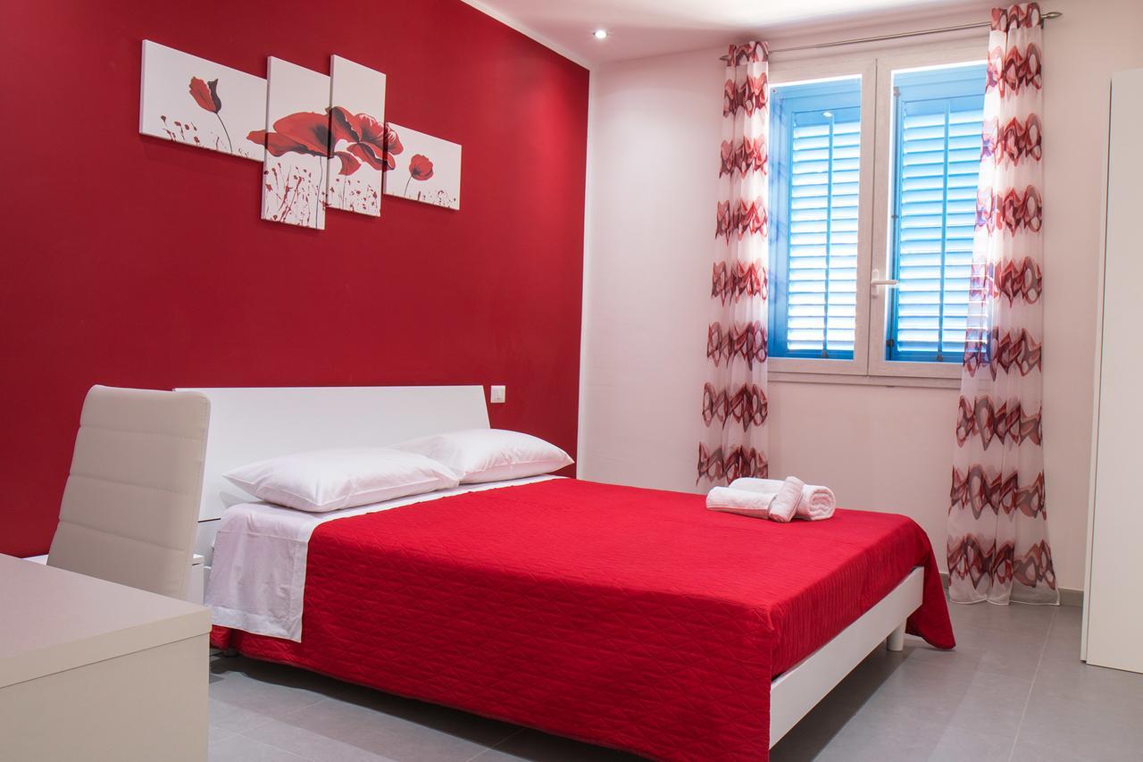 Bed and Breakfast L'Isola Del Sole Castelluzzo Exterior foto